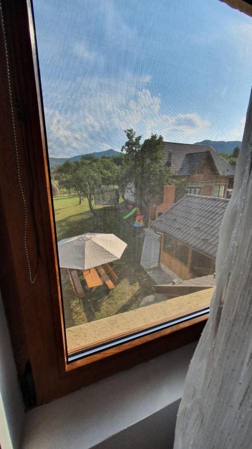 Popasul Galesean Hotel Galesu Buitenkant foto