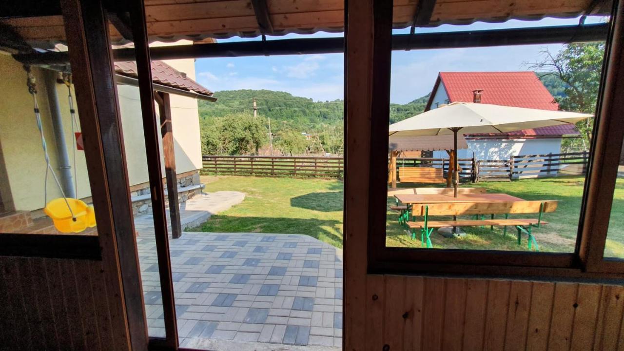 Popasul Galesean Hotel Galesu Buitenkant foto