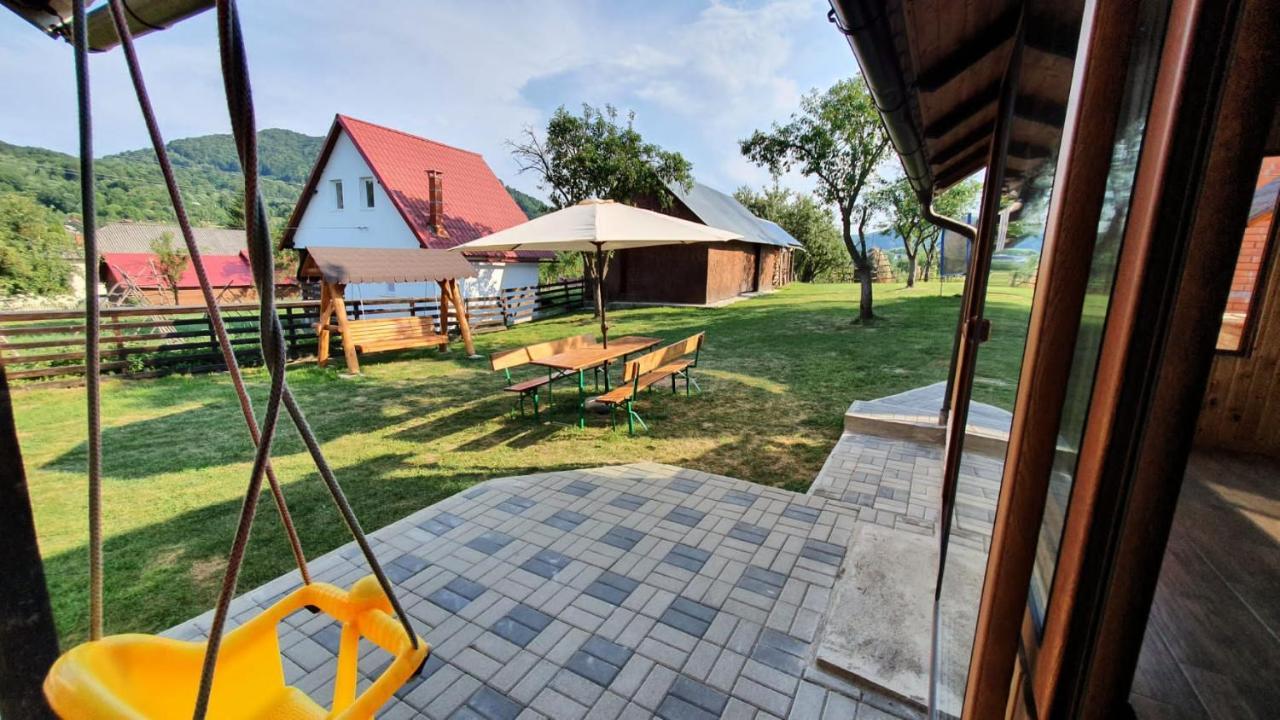 Popasul Galesean Hotel Galesu Buitenkant foto